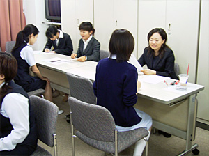 ユニバーサルデザイン集団研修のようす